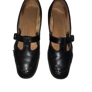 BTG WOMENS PENALJO BONE LEATHER BLACK HEELS MADE IN USA Size 7-7.5